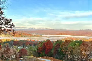 258 Deer Run, Hendersonville, NC 28739 - Photo 2