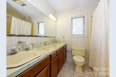 7600 Wallace Lane, Charlotte, NC 28212 - Photo 26