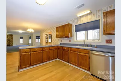 7600 Wallace Lane, Charlotte, NC 28212 - Photo 14