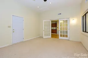 7600 Wallace Ln, Charlotte, NC 28212 - Photo 20