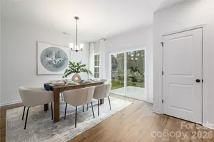 537 Dawn Cir, Charlotte, NC 28213 - Photo 8