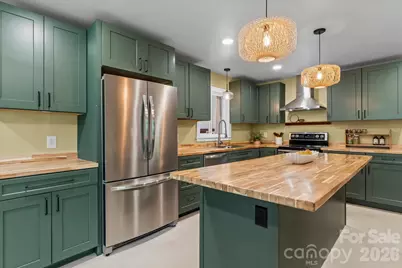 354 N Bost Street, Statesville, NC 28677 - Photo 2