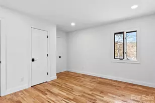 2731 Miller Ln, Hendersonville, NC 28791 - Photo 12