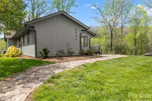 2731 Miller Ln, Hendersonville, NC 28791 - Photo 4