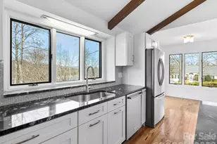 2731 Miller Ln, Hendersonville, NC 28791 - Photo 12