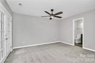 7929 Charter Oak Ln, Charlotte, NC 28226 - Photo 20