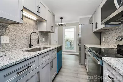 7929 Charter Oak Lane, Charlotte, NC 28226 - Photo 6