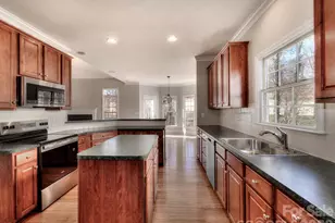 16009 Cranleigh Dr, Huntersville, NC 28078 - Photo 12