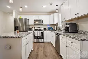 15 Hill St, York, SC 29745 - Photo 8