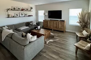 4915 Trigney Ct, Charlotte, NC 28214 - Photo 2