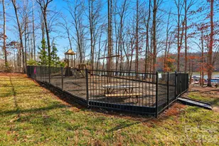 4915 Trigney Ct, Charlotte, NC 28214 - Photo 32