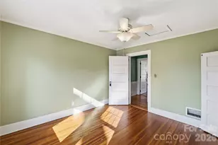 37 W Woodrow Ave, Belmont, NC 28012 - Photo 30