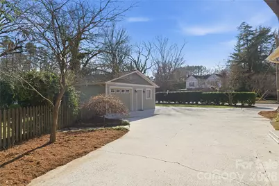 37 W Woodrow Avenue, Belmont, NC 28012 - Photo 4