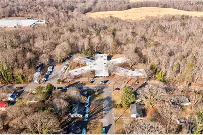 1101 N Morgan Street, Shelby, NC 28150 - Photo 2