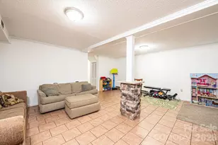 1109 34th St Ln NE, Conover, NC 28613 - Photo 18