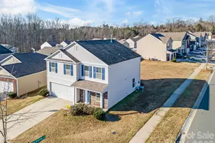 2769 Waybrook Dr, Dallas, NC 28034 - Photo 2