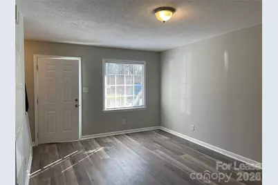 118 Ross Street #B2, Morganton, NC 28655 - Photo 4