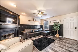 2222 15th Ave NE, Hickory, NC 28601 - Photo 4