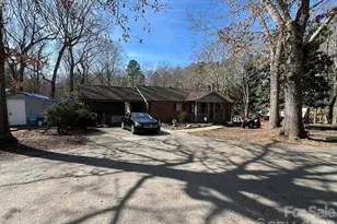 1405 Crowders Creek Rd, Gastonia, NC 28052 - Photo 14