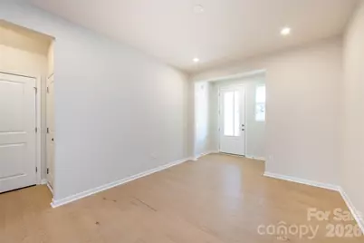 6005 Longar Lane, Charlotte, NC 28269 - Photo 4