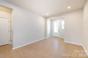 6005 Longar Ln, Charlotte, NC 28269 - Photo 4