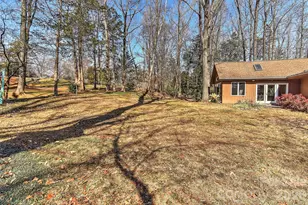 3310 Windbluff Dr, Charlotte, NC 28277 - Photo 36