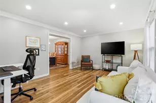 12208 Woodbend Dr, Matthews, NC 28105 - Photo 4