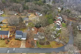 12208 Woodbend Dr, Matthews, NC 28105 - Photo 44