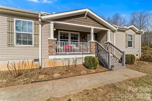 719 Smyre Rd, Zirconia, NC 28790 - Photo 4