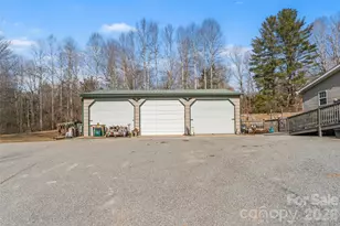 719 Smyre Rd, Zirconia, NC 28790 - Photo 24