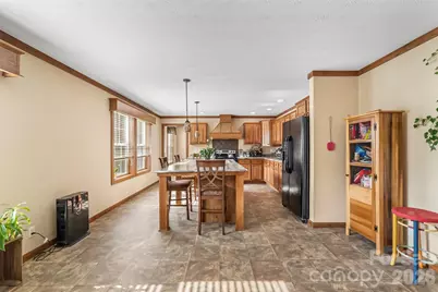 719 Smyre Road, Zirconia, NC 28790 - Photo 8