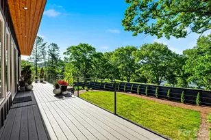 8 Midland Dr, Asheville, NC 28804 - Photo 2