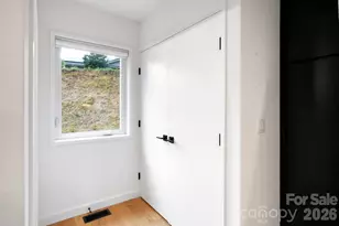 8 Midland Dr, Asheville, NC 28804 - Photo 28