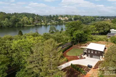 8 Midland Drive, Asheville, NC 28804 - Photo 2