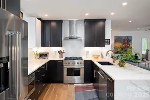 8 Midland Dr, Asheville, NC 28804 - Photo 16