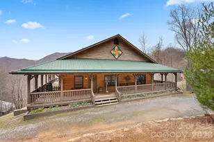 264 Moonbeam Ln, Clyde, NC 28721 - Photo 2