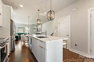 1707 Cannon View Ln, Charlotte, NC 28208 - Photo 10