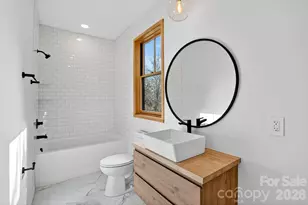 8 Houston St, Asheville, NC 28801 - Photo 12