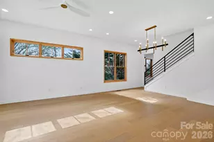 8 Houston St, Asheville, NC 28801 - Photo 28