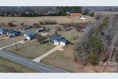3842 E Maiden Road, Maiden, NC 28650 - Photo 36