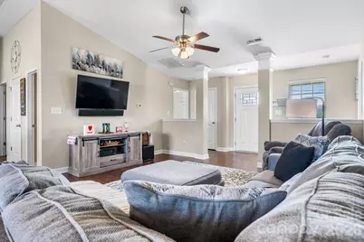 3842 E Maiden Road, Maiden, NC 28650 - Photo 6