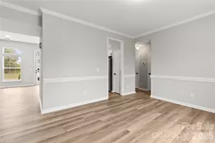 11619 Planters Estates Dr, Charlotte, NC 28278 - Photo 4
