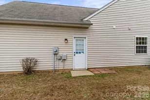 11619 Planters Estates Dr, Charlotte, NC 28278 - Photo 38