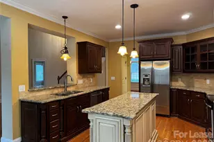 2434 Gateway Ln, Lincolnton, NC 28092 - Photo 10