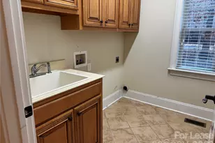 2434 Gateway Ln, Lincolnton, NC 28092 - Photo 26