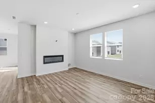 208 Bezelle Ave, York, SC 29745 - Photo 4