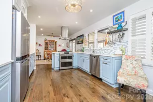 355 Mockingbird Dr, Hendersonville, NC 28792 - Photo 20