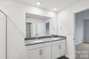 764 14th Ave Ct NE, Hickory, NC 28601 - Photo 16