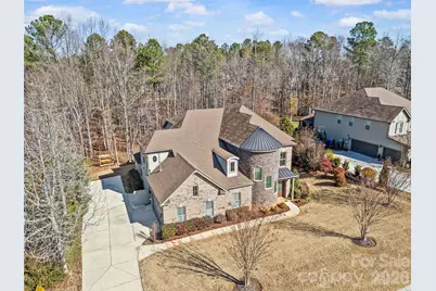 140 Bells Crossing Drive, Mooresville, NC 28117 - Photo 2