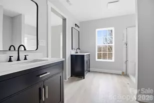 1124 8th St, Statesville, NC 28677 - Photo 20